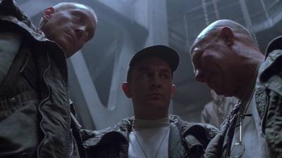 изображение,скриншот к Чужой 3 / Alien 3 (1992) MP4